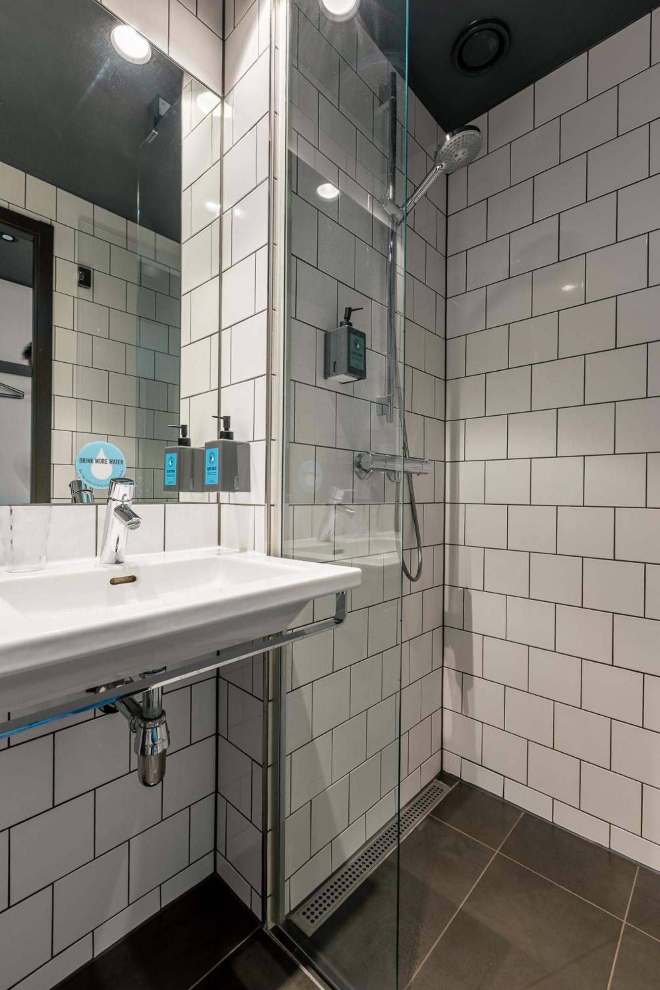 Comfort Hotel Vaesteras Екстериор снимка
